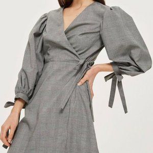Topshop - Checked Ovoid Sleeve Wrap Dress